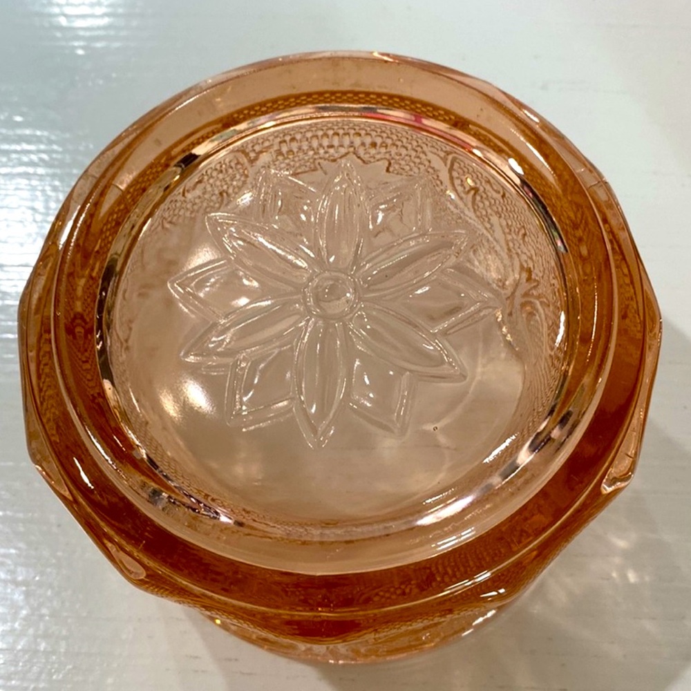 Vintage Tiara Sandwich Peach/Pink Glass Canister By Indiana Glass Co. - Picture 2 of 5